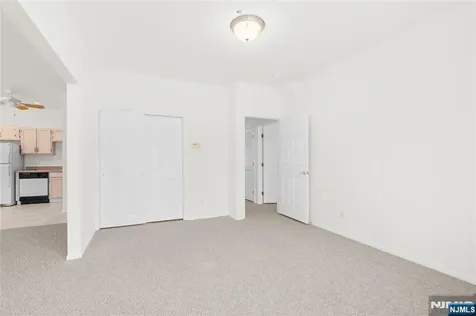 4 Richmond Road West Milford NJ 07480