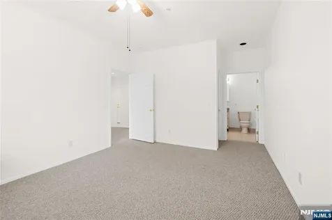 4 Richmond Road West Milford NJ 07480