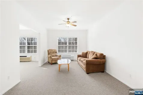 4 Richmond Road West Milford NJ 07480