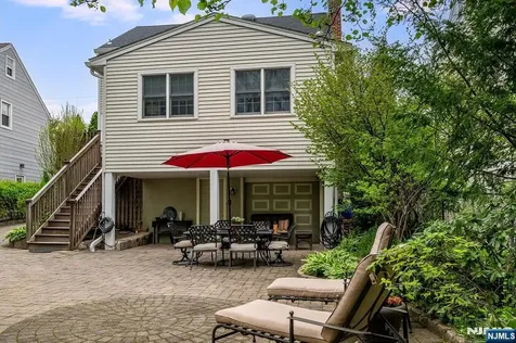 8 Abbington Terrace Glen Rock NJ 07452
