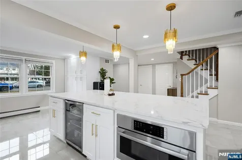 8 Curtis Drive Lincoln Park Borough NJ 07035