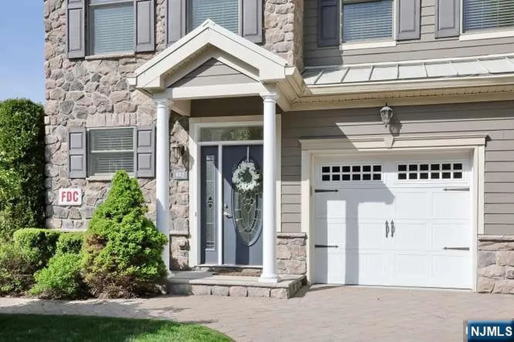 802 Whitney Lane Allendale NJ 07401