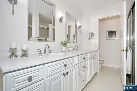 802 Whitney Lane Allendale NJ 07401