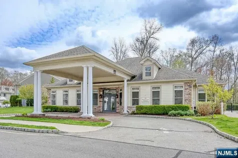 802 Whitney Lane Allendale NJ 07401