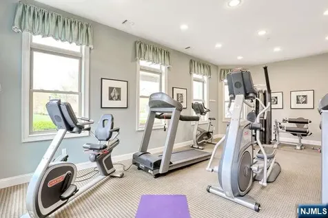 802 Whitney Lane Allendale NJ 07401