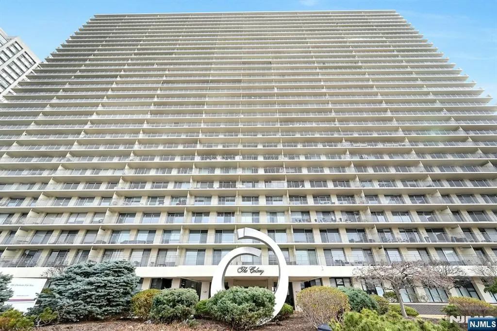 1530 Palisade Avenue Fort Lee NJ 07024