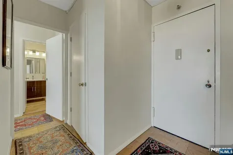 1530 Palisade Avenue Fort Lee NJ 07024