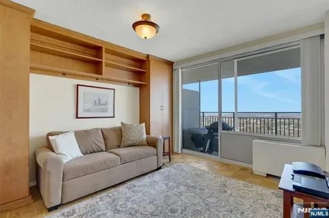 1530 Palisade Avenue Fort Lee NJ 07024