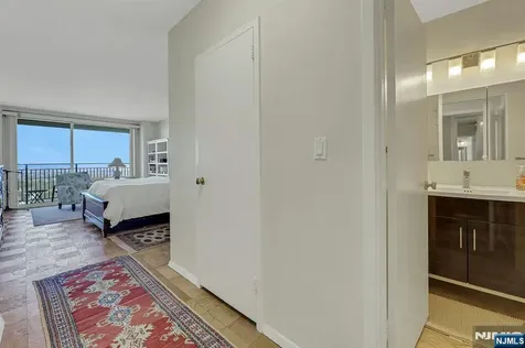 1530 Palisade Avenue Fort Lee NJ 07024