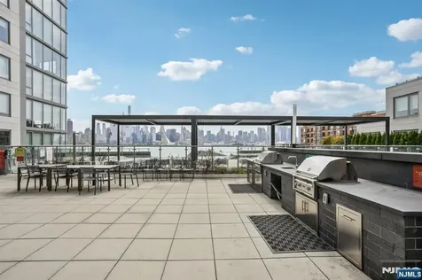 9 Ave At Port Imperial West New York NJ 07093