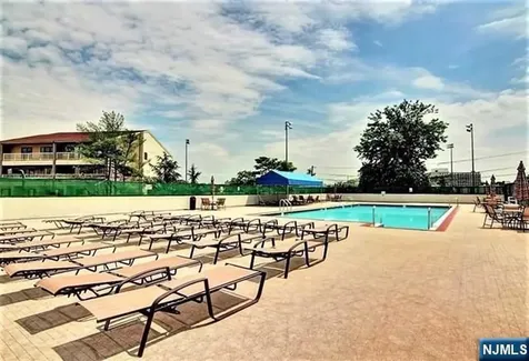 1203 River Road Edgewater NJ 07020