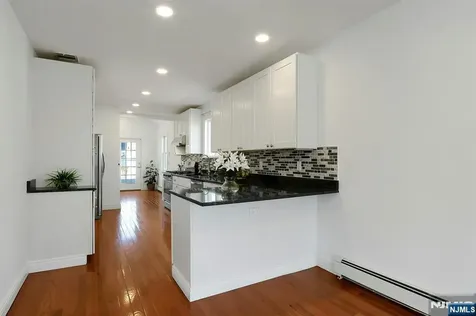 40 3rd Avenue Westwood NJ 07675