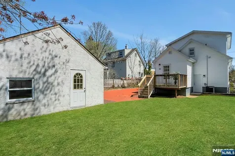 40 3rd Avenue Westwood NJ 07675