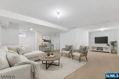 39 Hurden Street Hillside NJ 07205