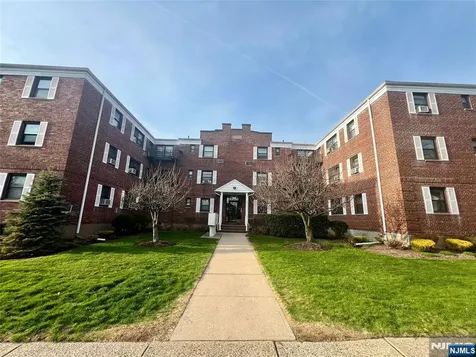 241 E Main Street Bergenfield NJ 07621