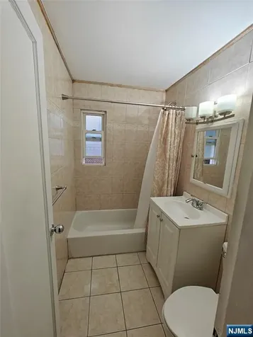 180 Hillside Avenue Leonia NJ 07605