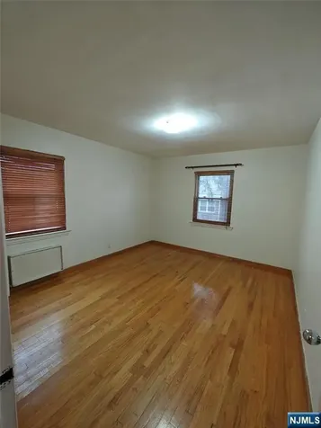 180 Hillside Avenue Leonia NJ 07605