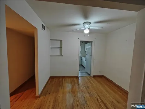 180 Hillside Avenue Leonia NJ 07605