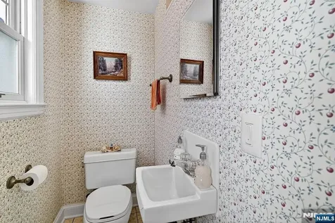 10 North Drive East Brunswick NJ 08816