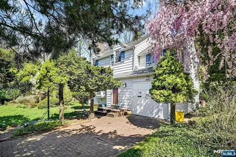 10 North Drive East Brunswick NJ 08816