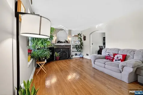10 North Drive East Brunswick NJ 08816