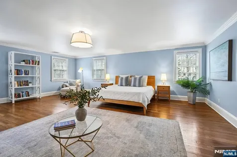 70 Yantacaw Brook Road Montclair NJ 07043
