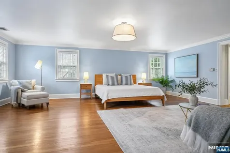 70 Yantacaw Brook Road Montclair NJ 07043