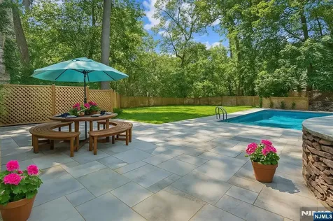 70 Yantacaw Brook Road Montclair NJ 07043