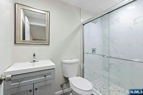 27 Ringwood Lane West Milford NJ 07421