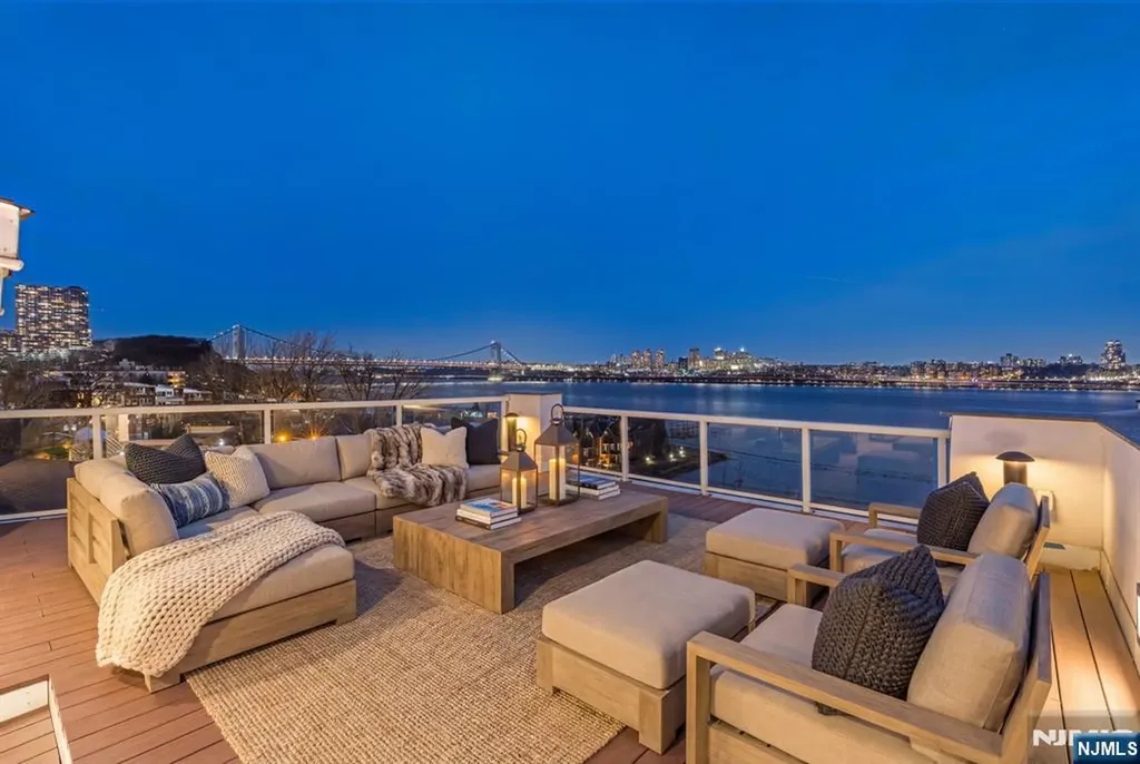 1286 River Road Edgewater NJ 07020