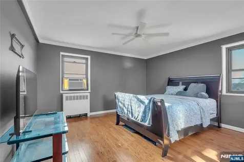 208 Anderson Street Hackensack NJ 07601