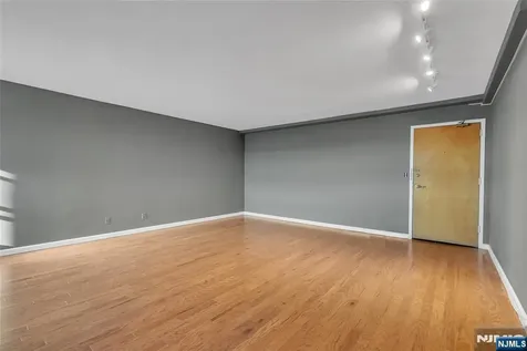 208 Anderson Street Hackensack NJ 07601