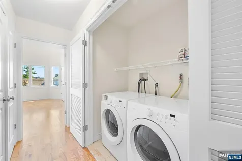 233 5th Street Fairview NJ 07022