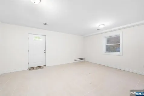 233 5th Street Fairview NJ 07022