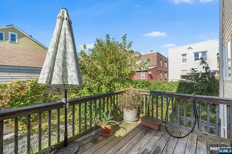 233 5th Street Fairview NJ 07022