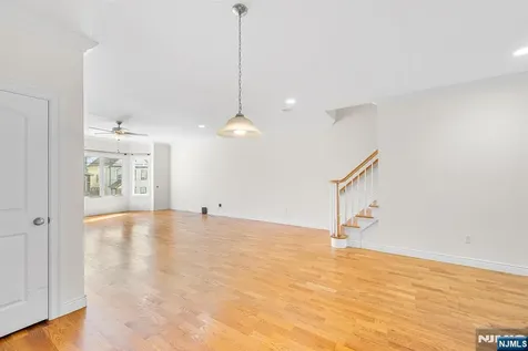 233 5th Street Fairview NJ 07022