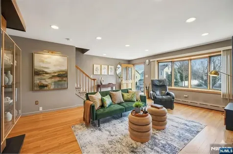 151 Arlington Boulevard North Arlington NJ 07031