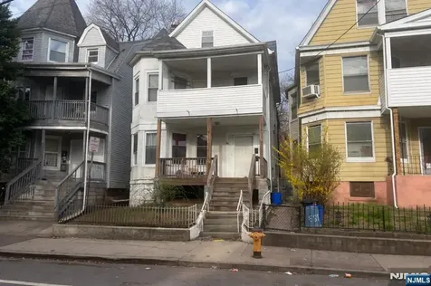 185 Seymour Avenue Newark NJ 07108