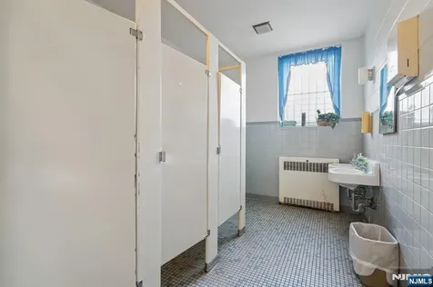 153 Park Street Montclair NJ 07042