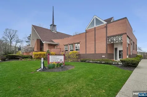 153 Park Street Montclair NJ 07042