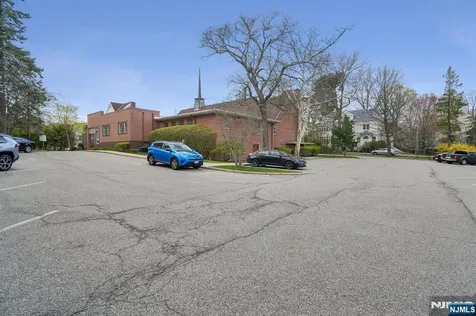153 Park Street Montclair NJ 07042