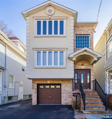 312 Vine Street Elizabeth NJ 07202
