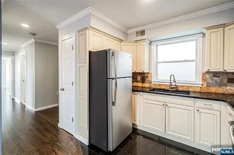 312 Vine Street Elizabeth NJ 07202