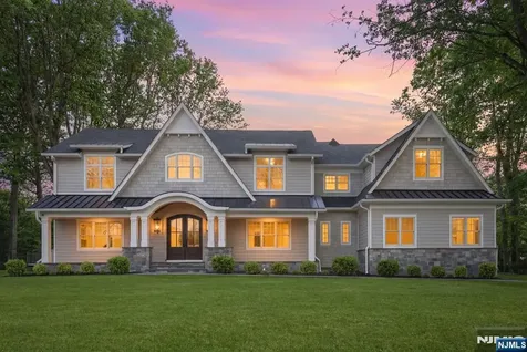 68 Grandview Avenue Upper Saddle River NJ 07458
