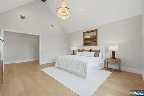 68 Grandview Avenue Upper Saddle River NJ 07458