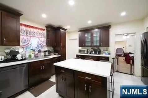 18 Llewellyn Avenue West Orange NJ 07052