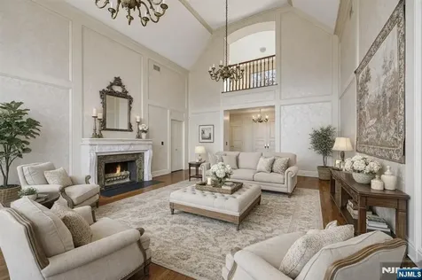 29 Hilltop Road Kinnelon Borough NJ 07405