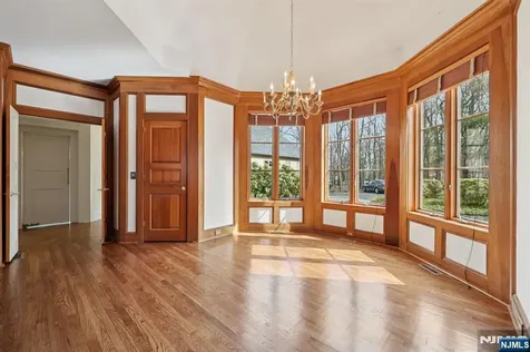 29 Hilltop Road Kinnelon Borough NJ 07405