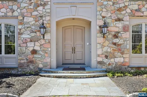 29 Hilltop Road Kinnelon Borough NJ 07405