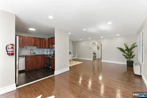 144 70th Street Guttenberg NJ 07093